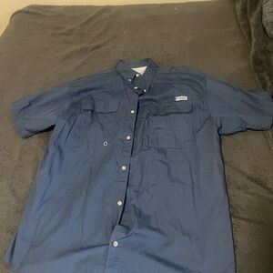 Columbia Men's Blue Short Sleeve Shirt